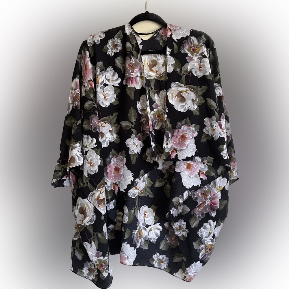 Women’s short kimono - Bathing suit cover